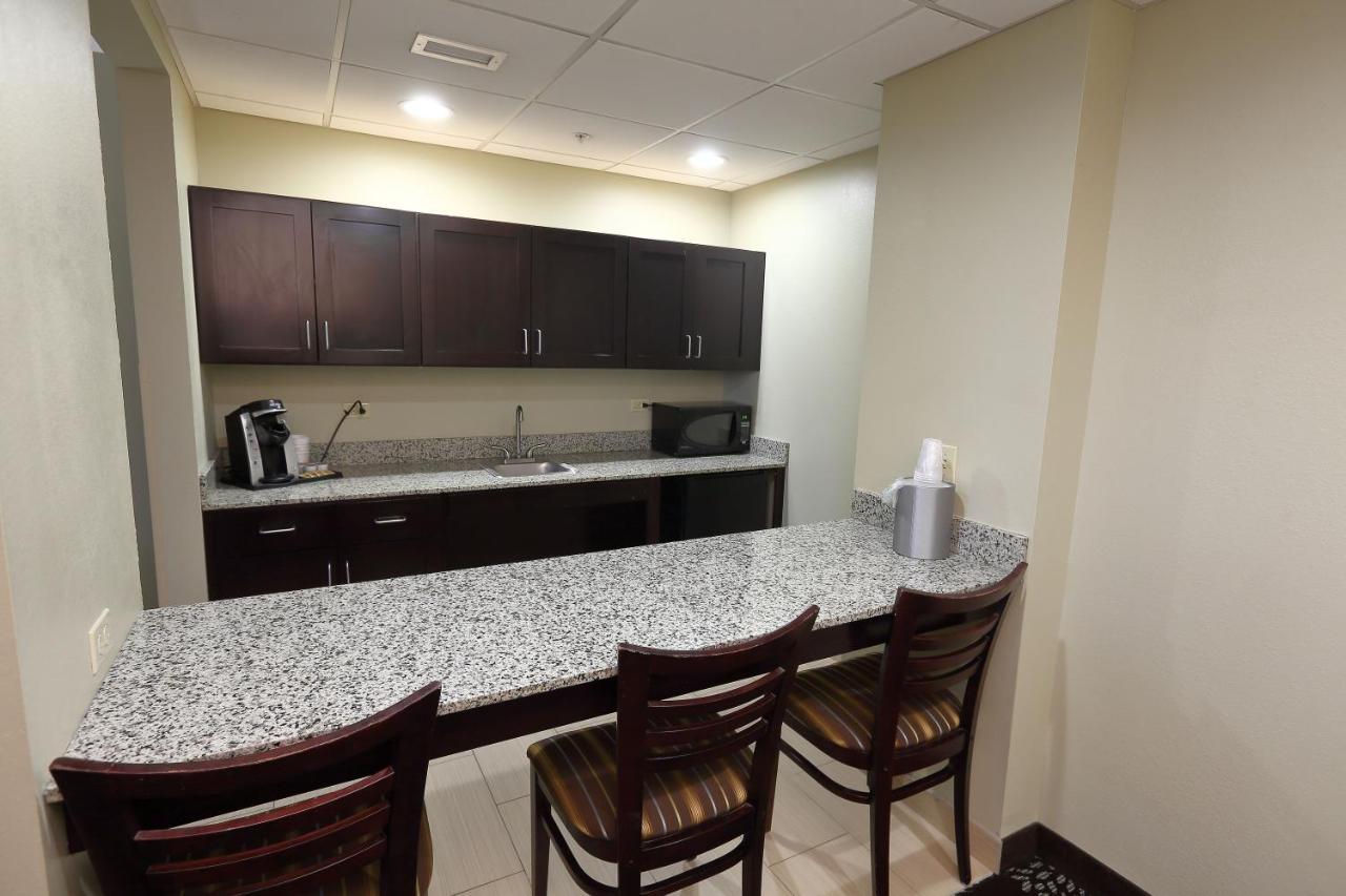 Holiday Inn Express Pittsburgh West - Greentree, An Ihg Hotel Crafton Buitenkant foto