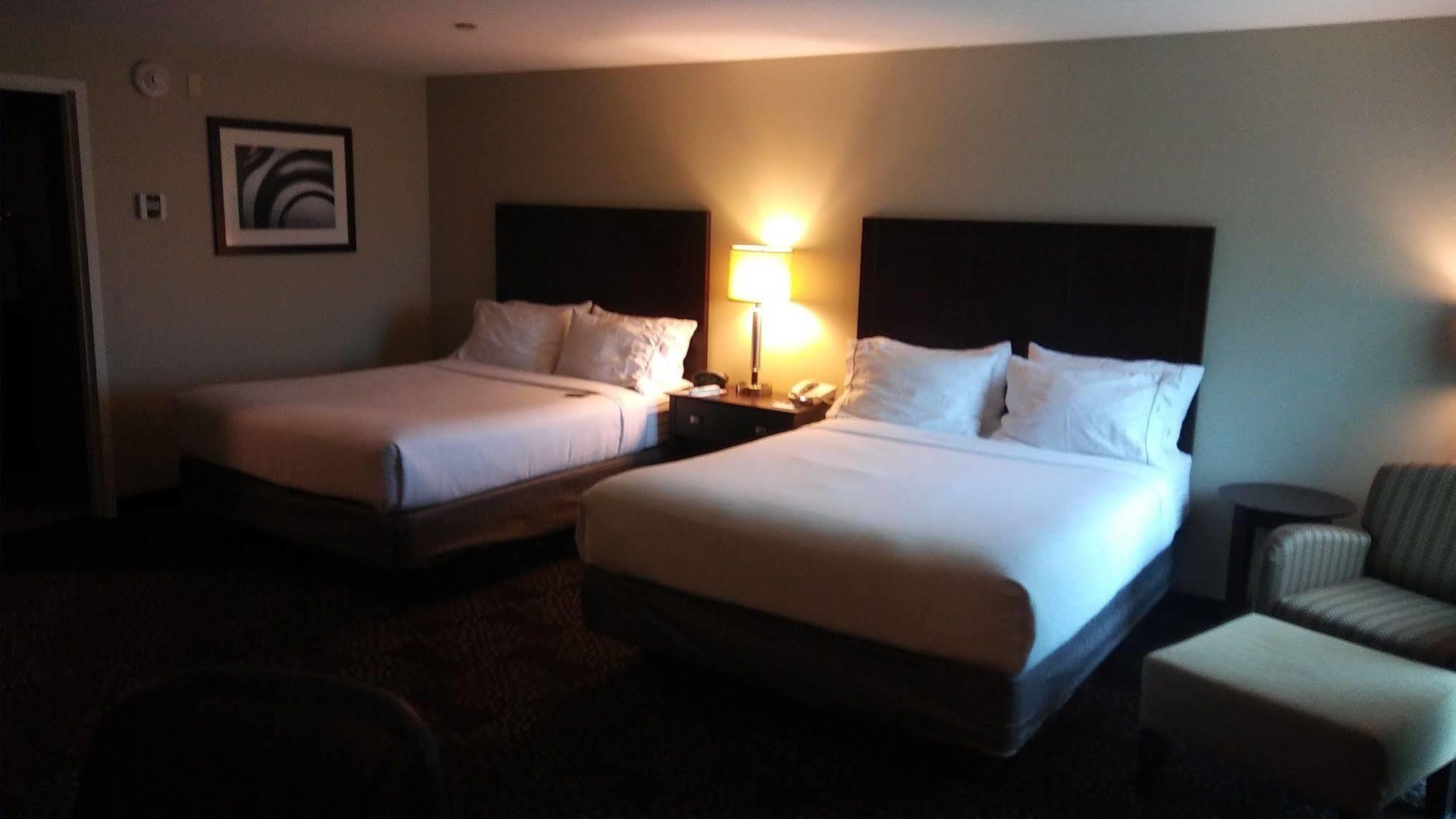 Holiday Inn Express Pittsburgh West - Greentree, An Ihg Hotel Crafton Buitenkant foto